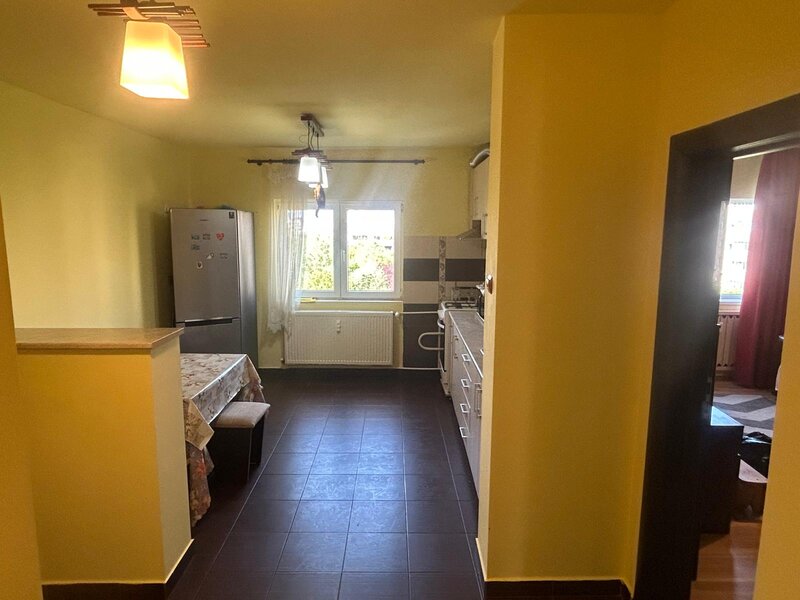 Parc Sebastian, Str. Fat Frumos, apartament 3 camere de vanzare.