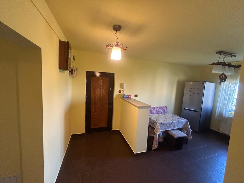 Parc Sebastian, Str. Fat Frumos, apartament 3 camere de vanzare.